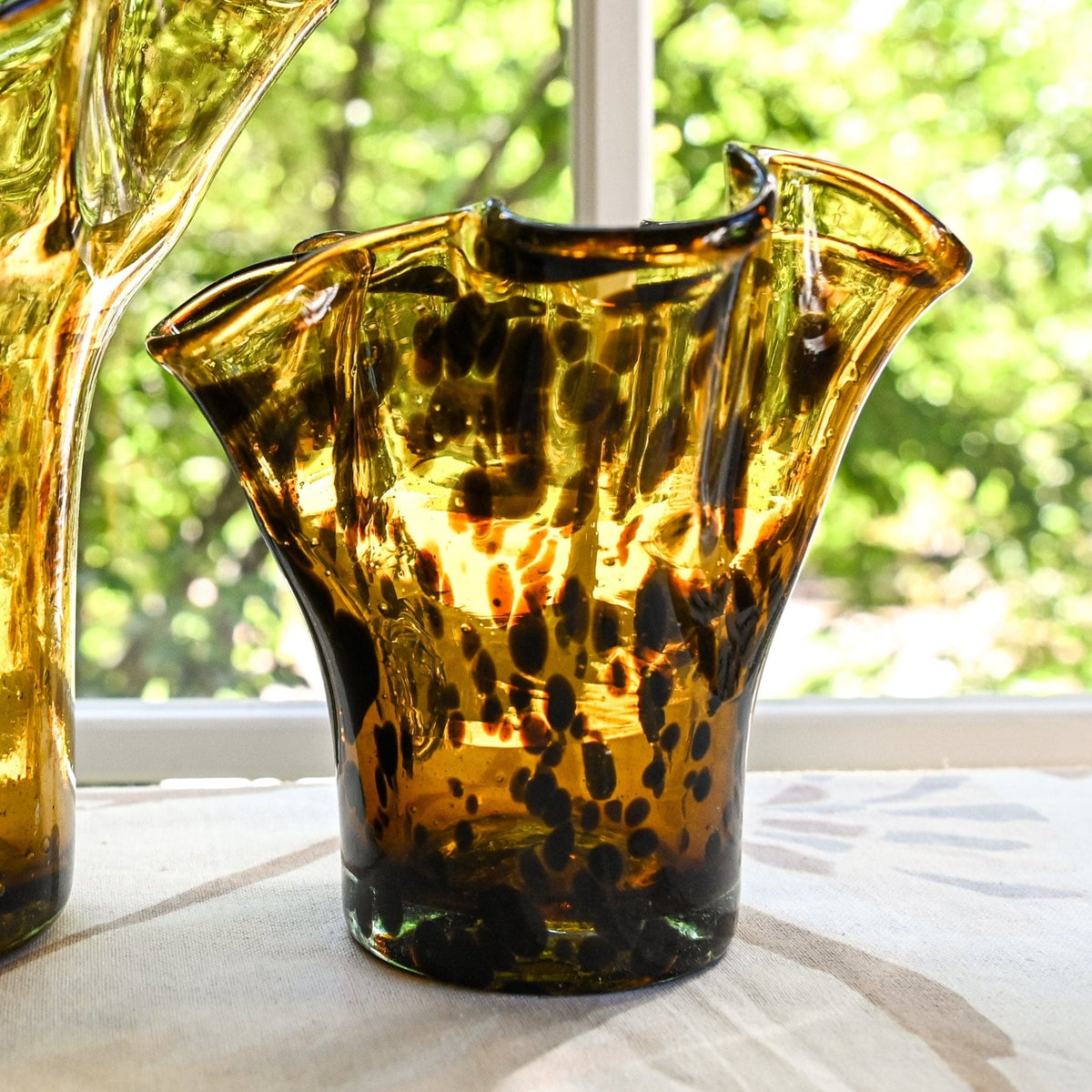 Petite Lettuce Leaf Vase (Brown Tortoise) | Half Past Seven