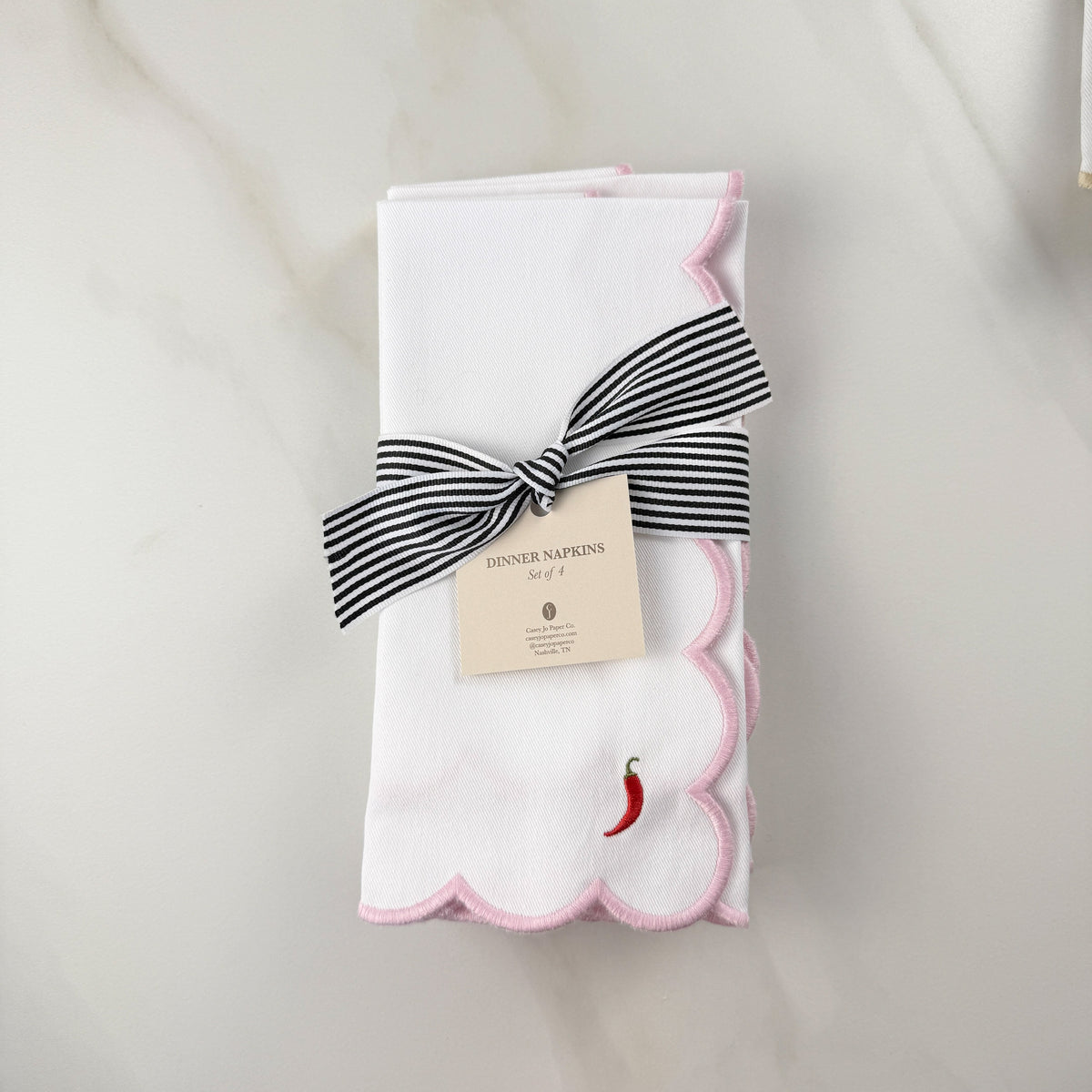 Scalloped Pepper Embroidered Dinner Napkin Set