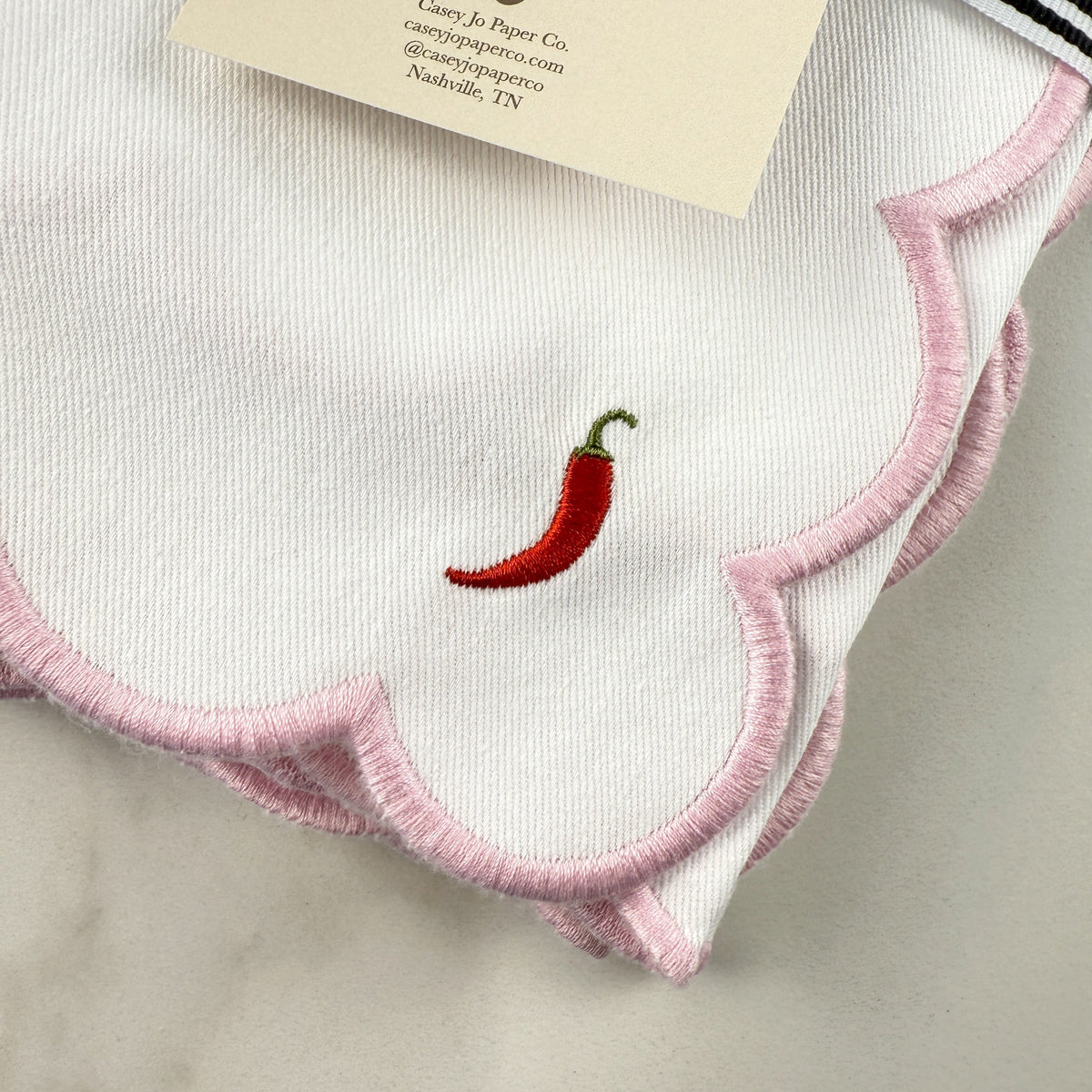 Scalloped Pepper Embroidered Dinner Napkin Set