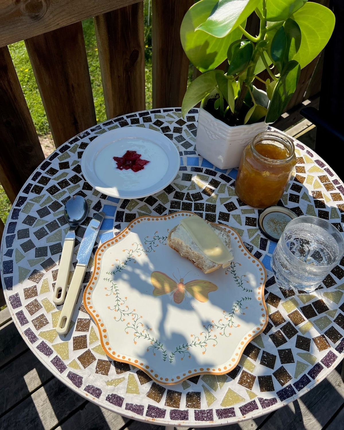 Flutter Dinner Plate Set - Golden