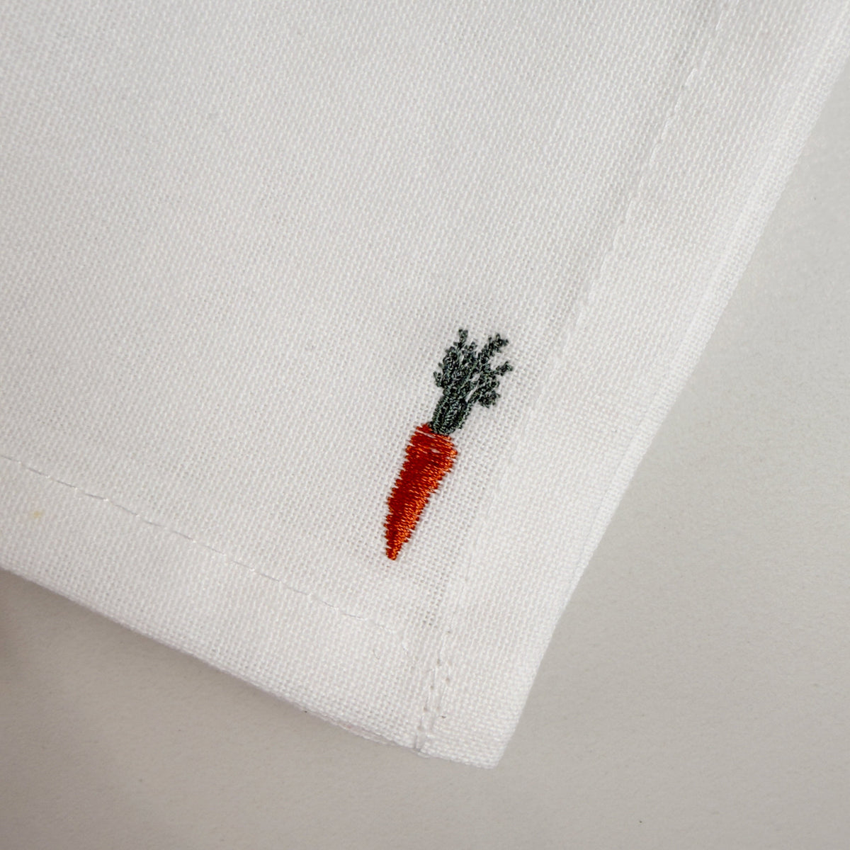 Mixed Vegetables Embroidered Dinner Napkins