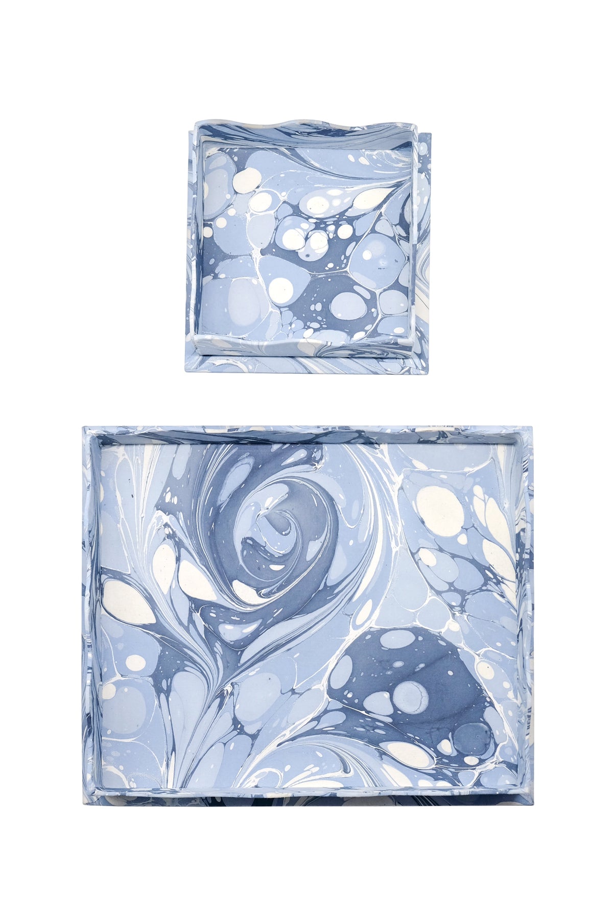 Nesting Scalloped Hand-Marbled Trays in Ocean Wave