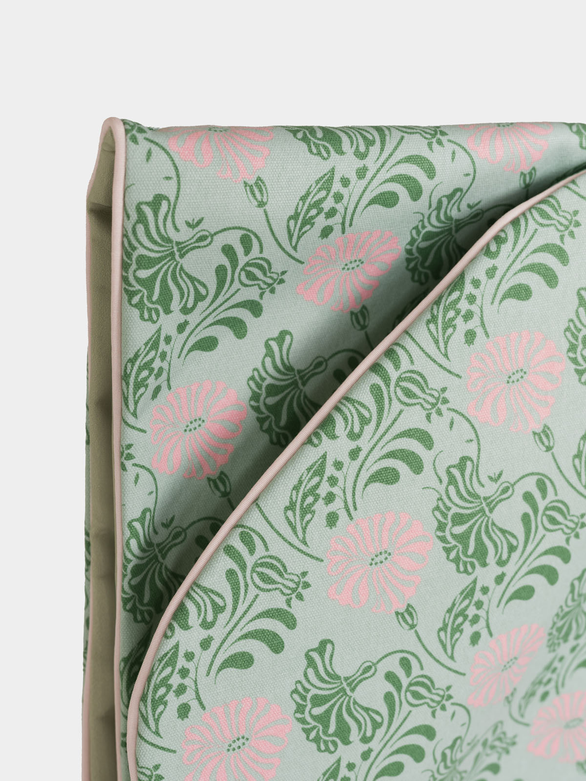 Classic Bag in Sage Poppy  | Olivet