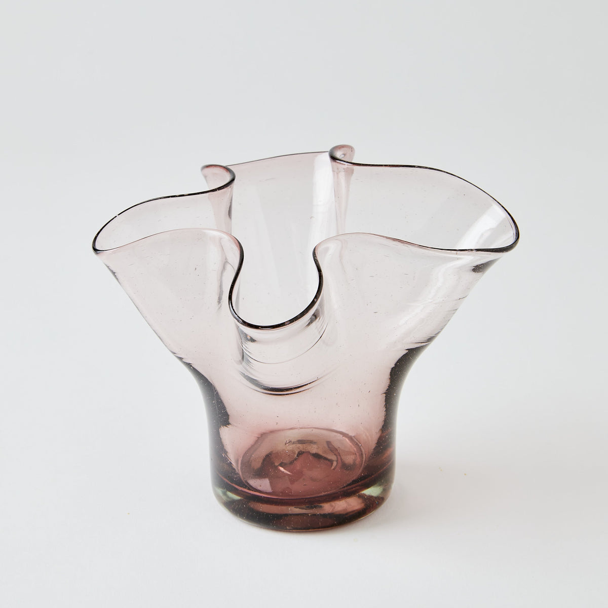 Petite Lettuce Leaf Vase without "7" stamp