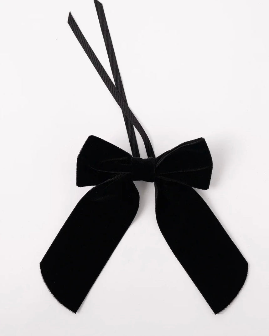 Velvet Napkin Bow | No Reservations